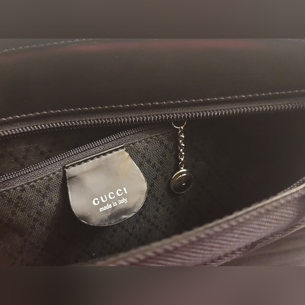 GUCCI Black Nylon Handbag With Bamboo Hand Straps - Picture 6 of 14